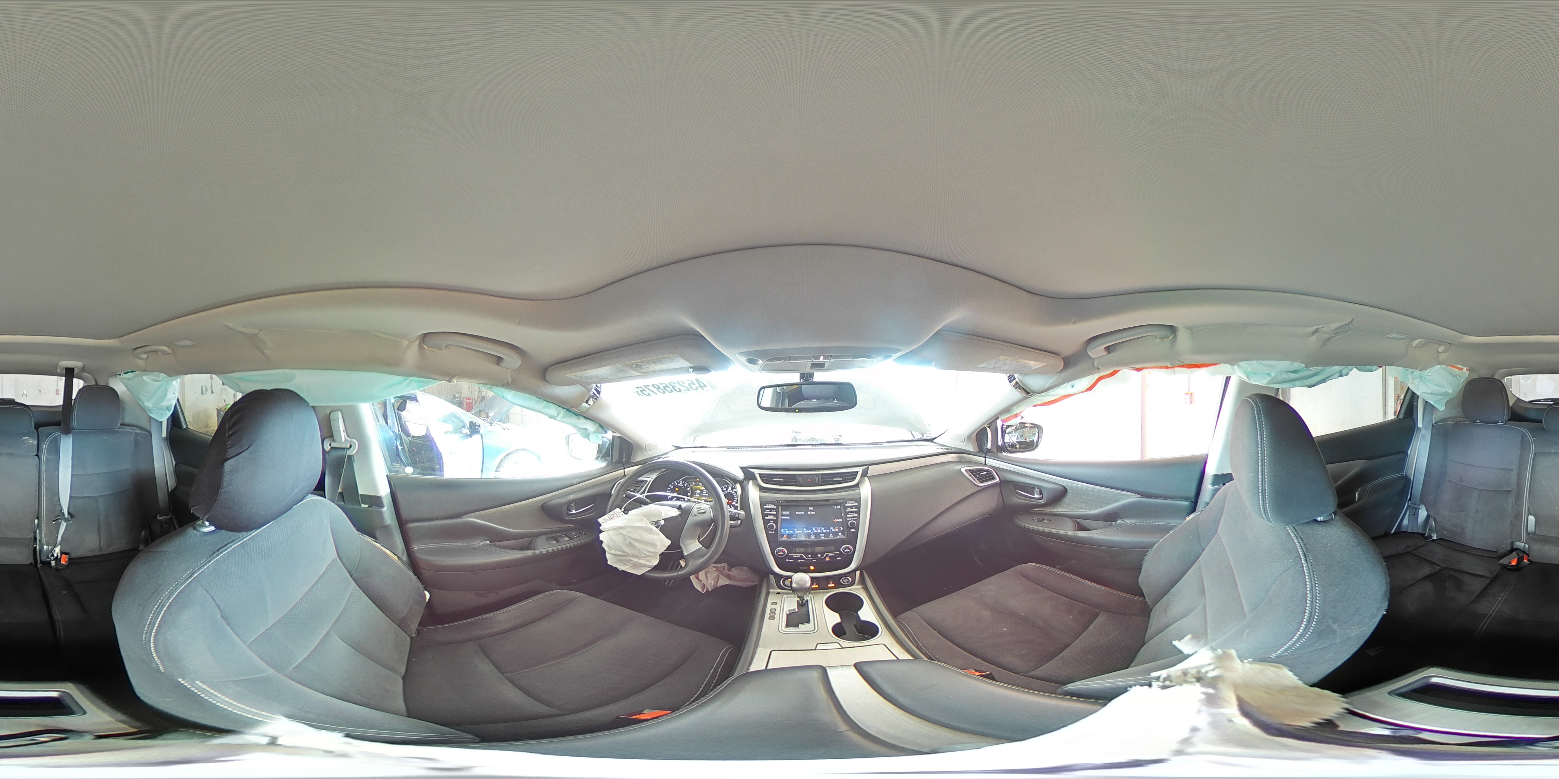 2017 Nissan Murano - Image 16