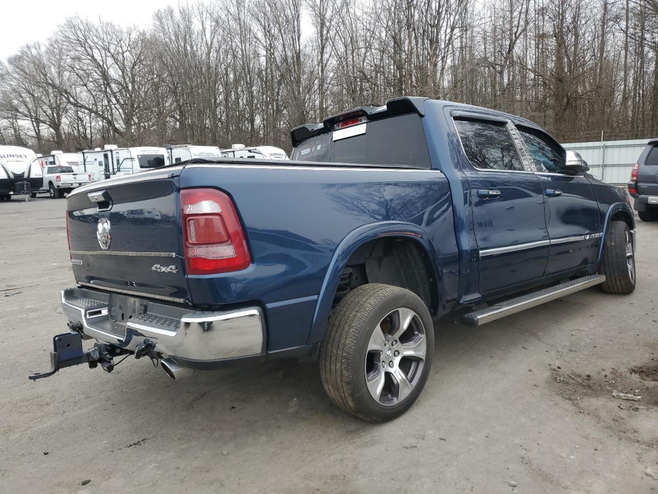 2019 RAM 1500 - Image 3
