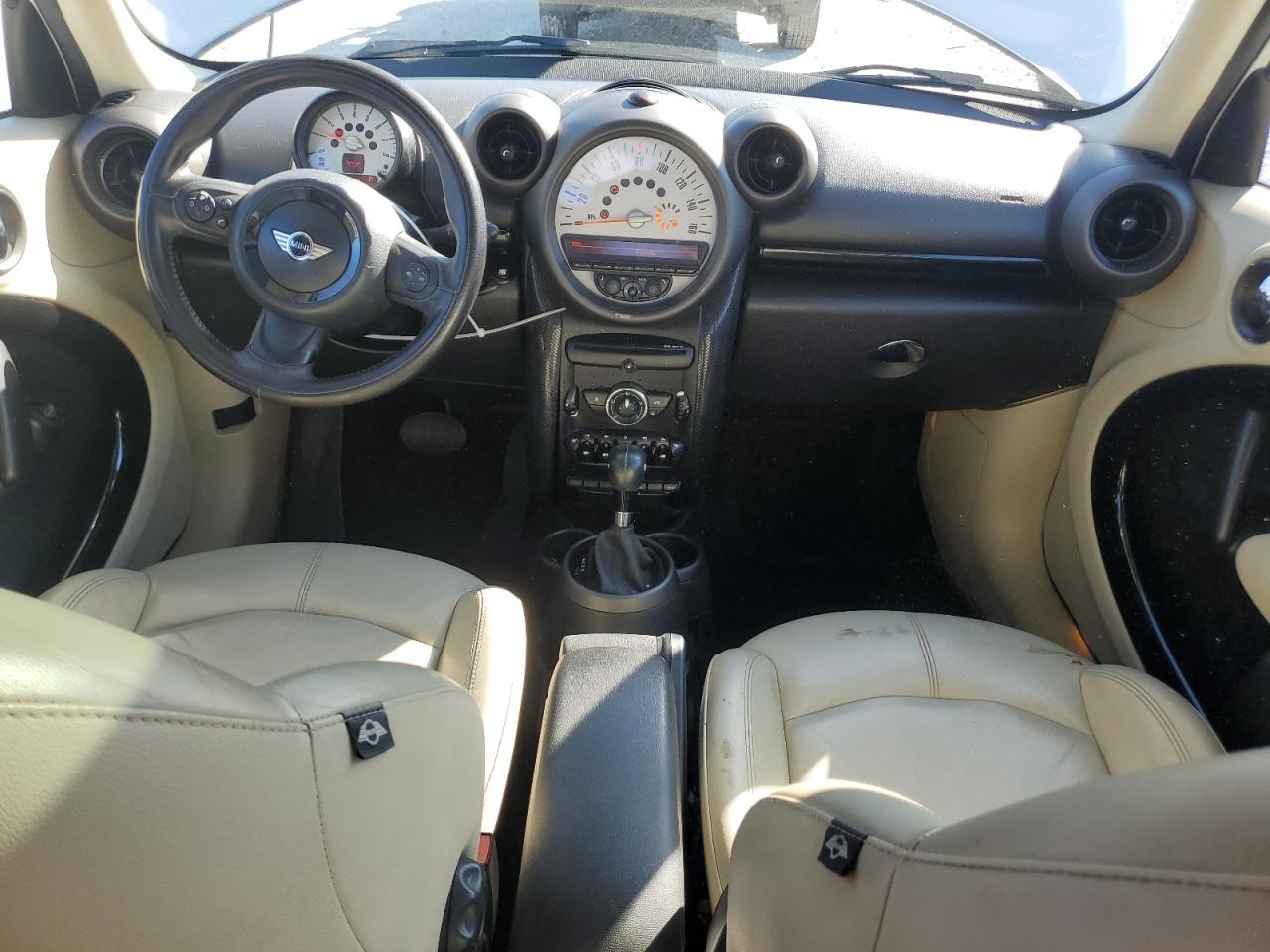 2011 MINI Cooper - Image 8