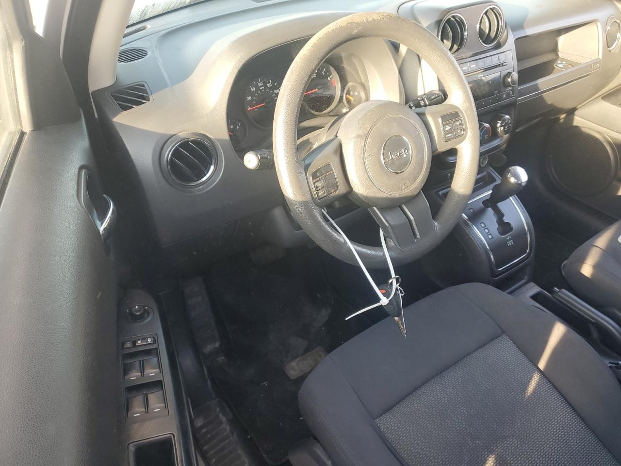 2011 Jeep Liberty (Patriot) - Image 8