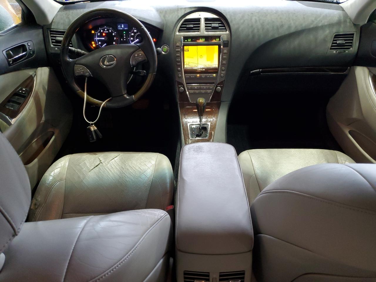2010 Lexus ES - Image 8