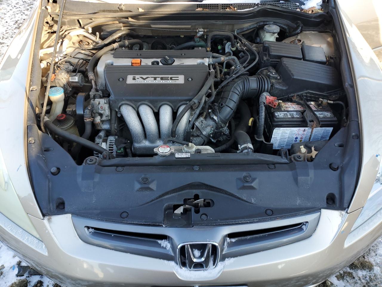 2005 Honda Accord - Image 11