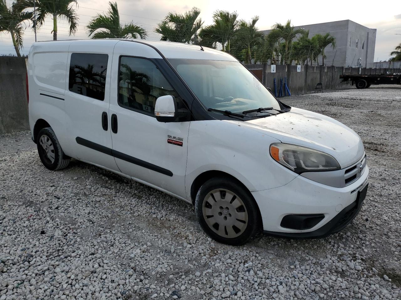 2017 RAM ProMaster City - Image 4
