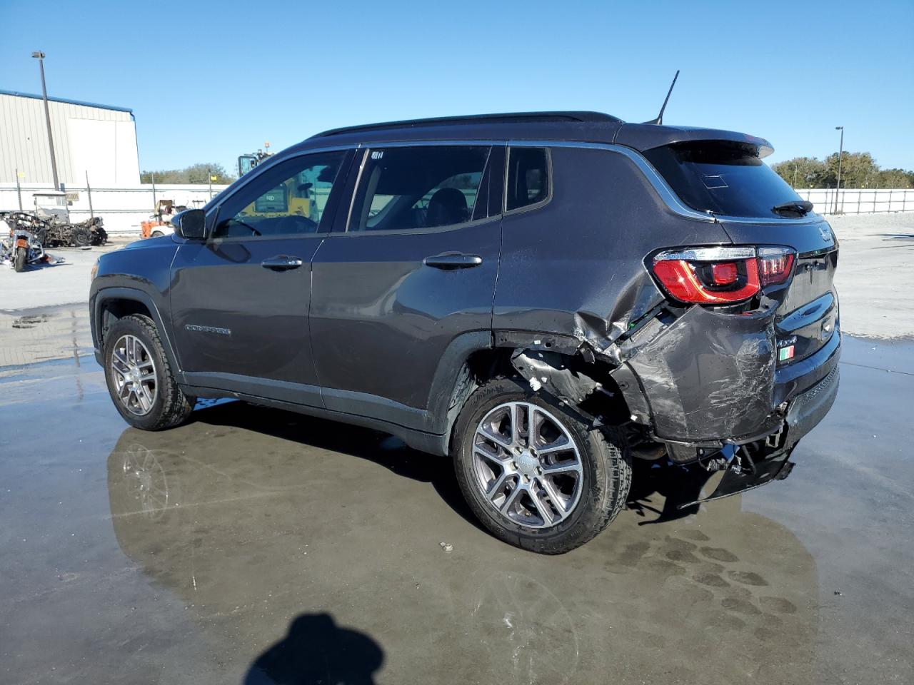 2020 Jeep Compass - Image 2