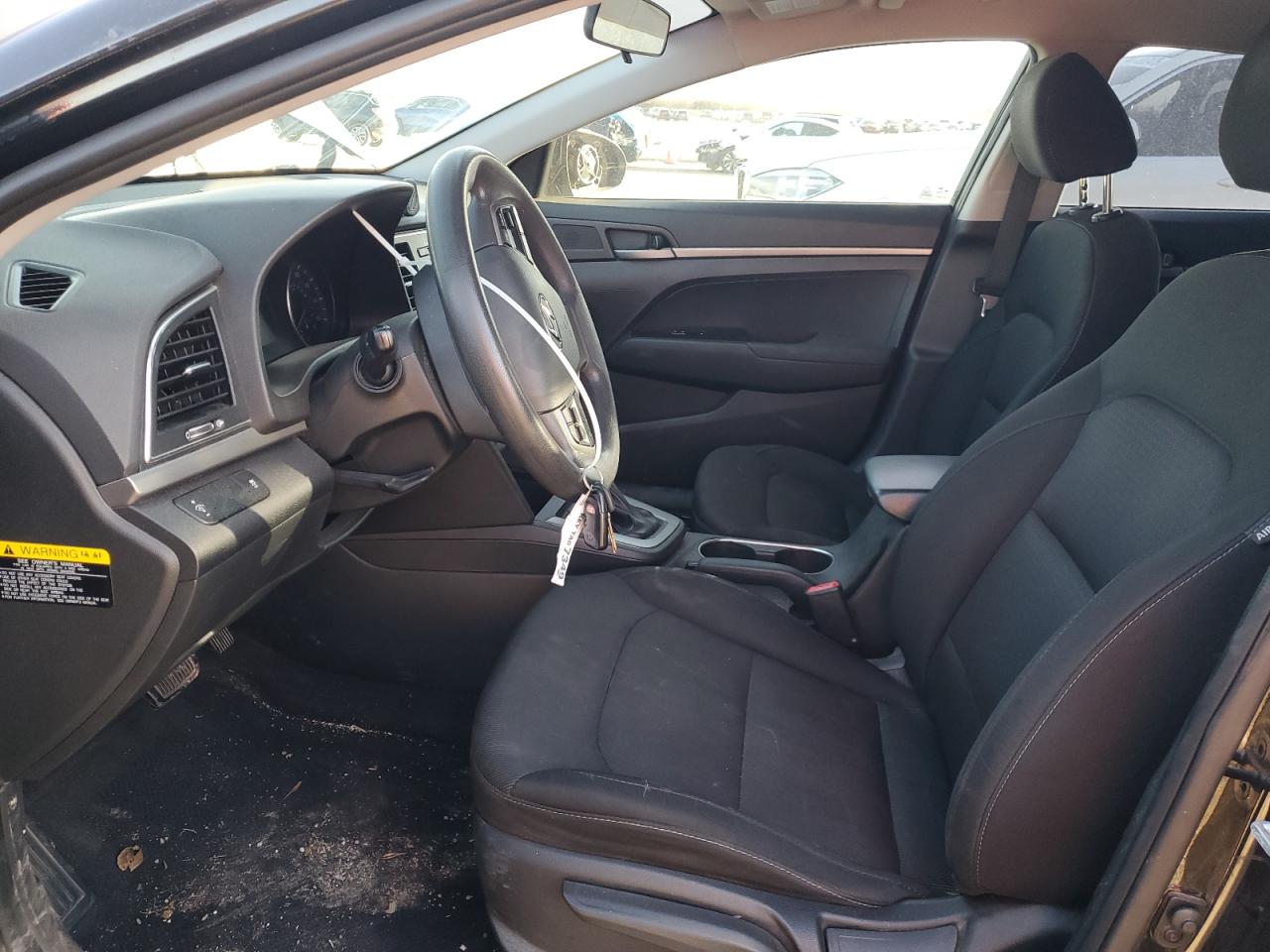 2018 Hyundai Elantra - Image 7