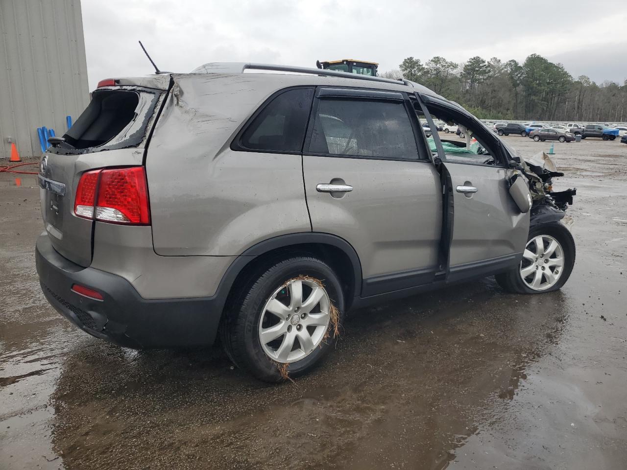 2011 Kia Sorento - Image 3