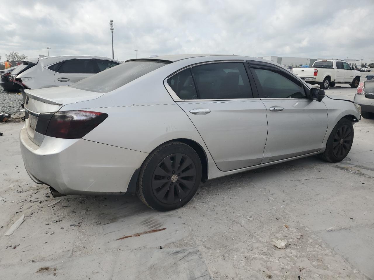 2013 Honda Accord - Image 3