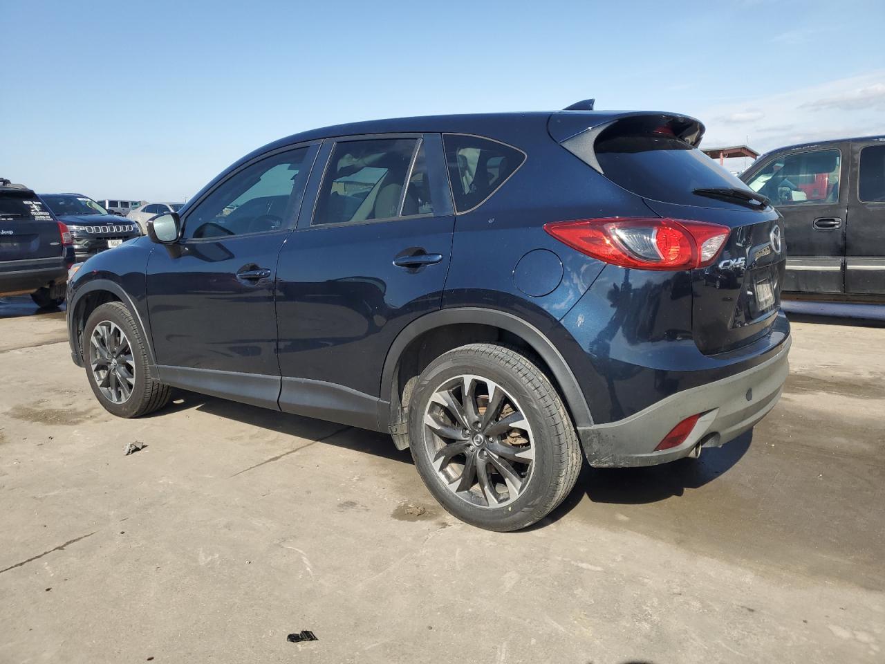 2016 Mazda CX-5 - Image 2
