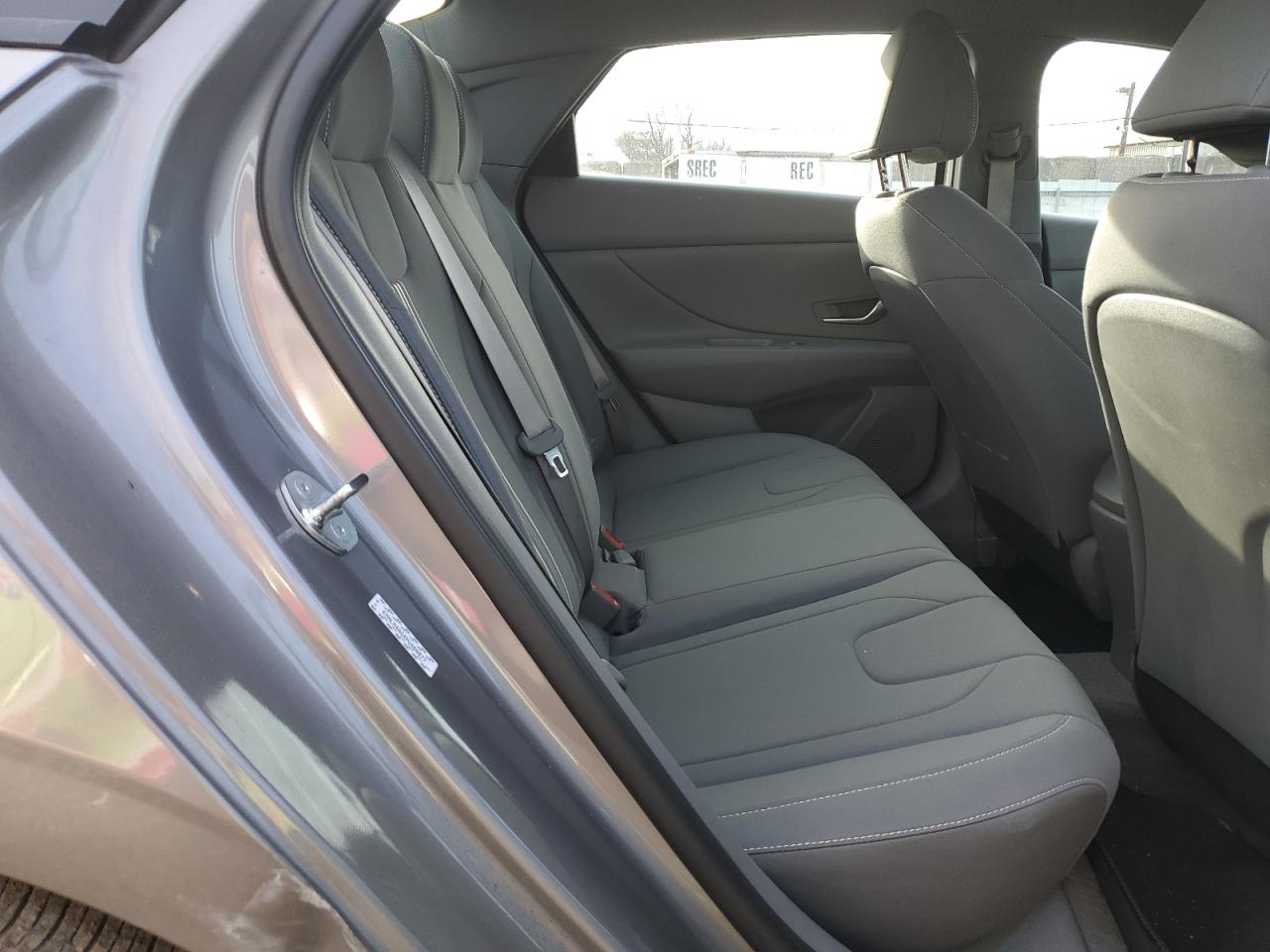 2023 Hyundai Elantra - Image 10