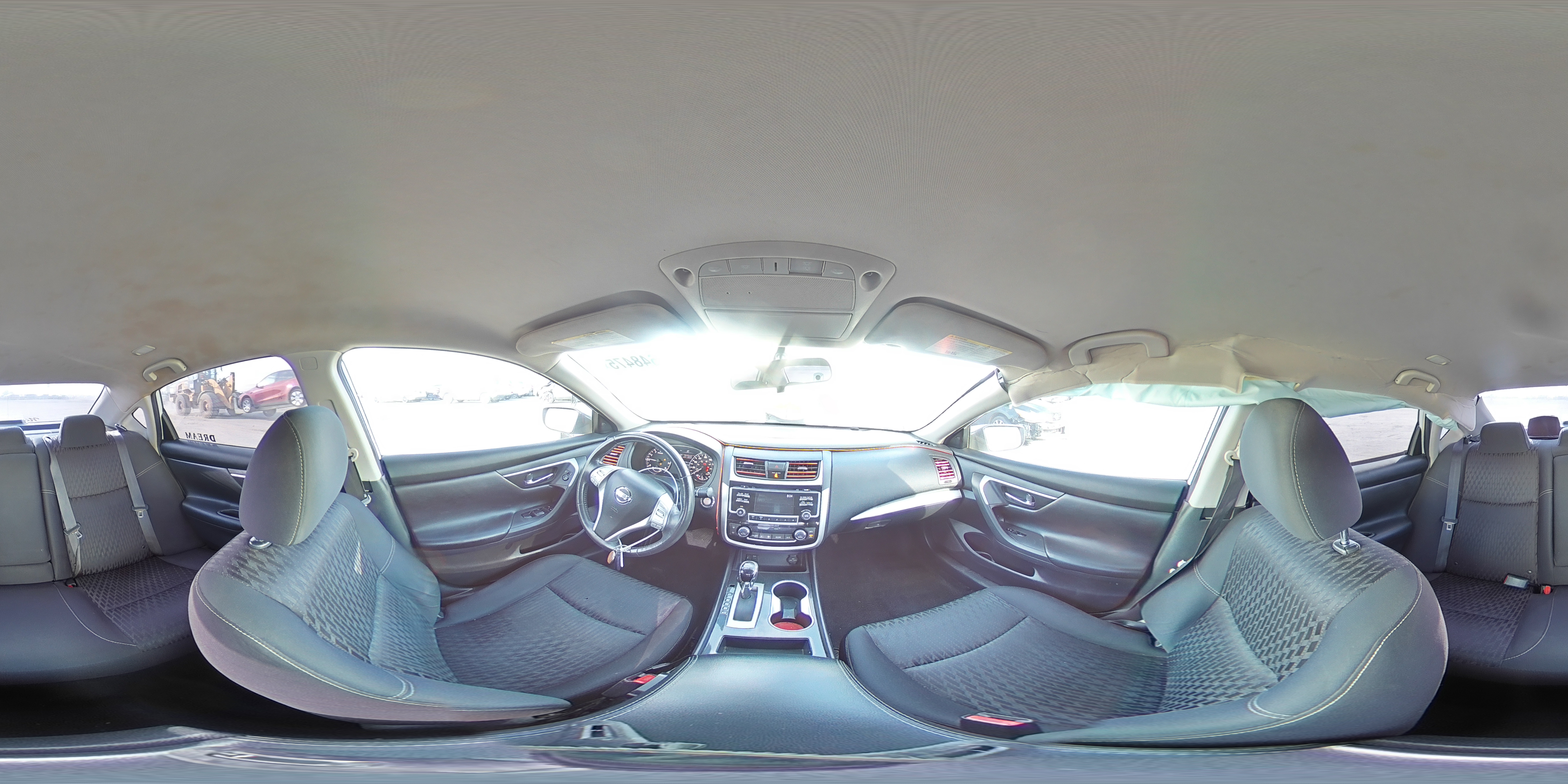 2018 Nissan Altima - Image 12
