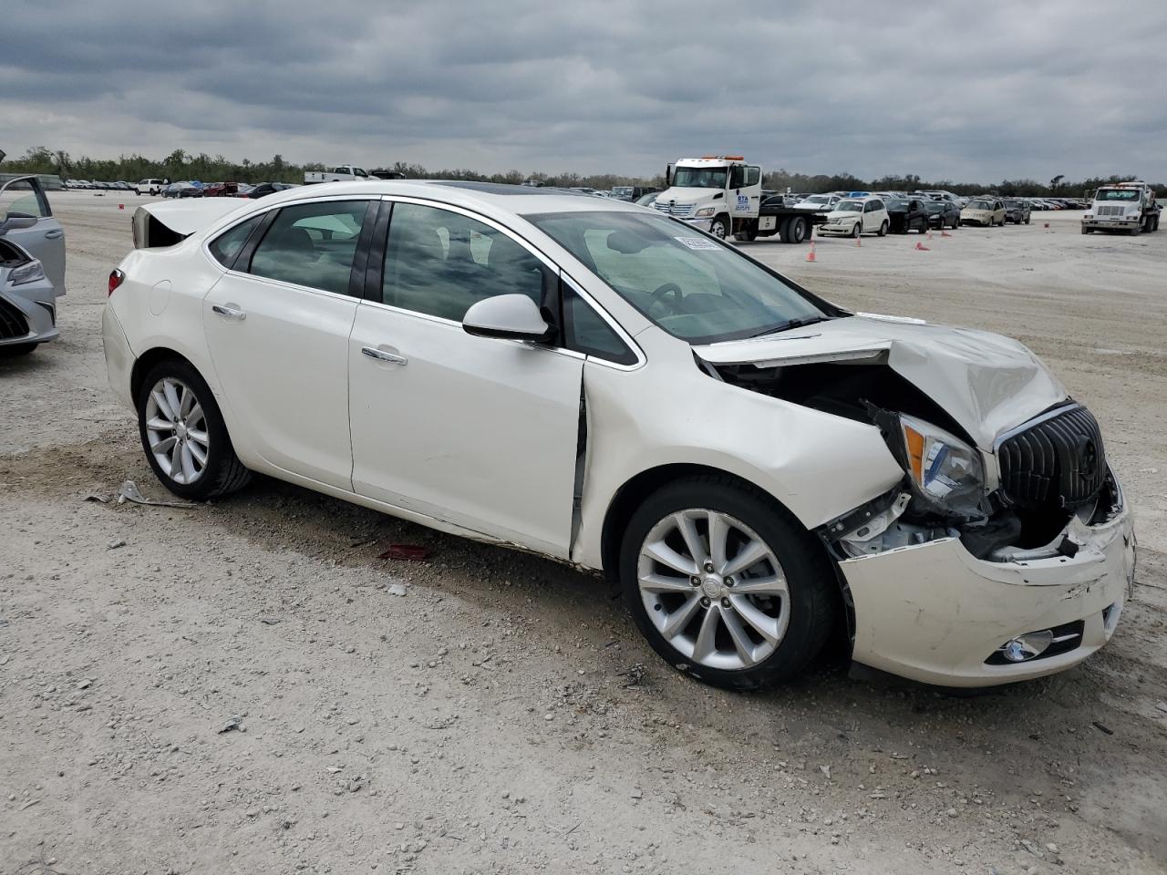 2013 Buick Verano - Image 4