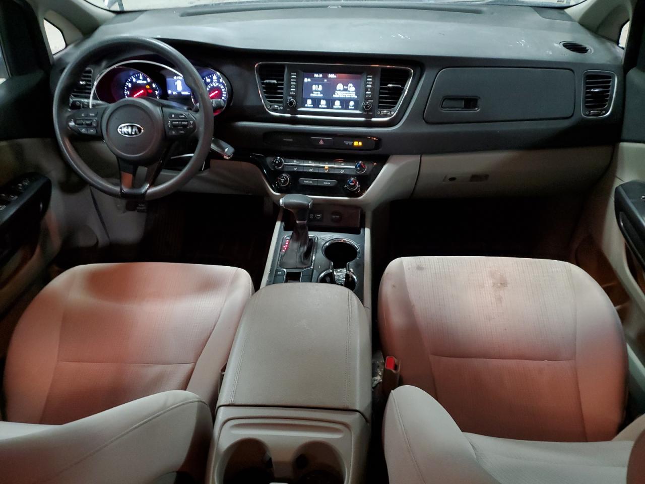 2020 Kia Sedona - Image 8