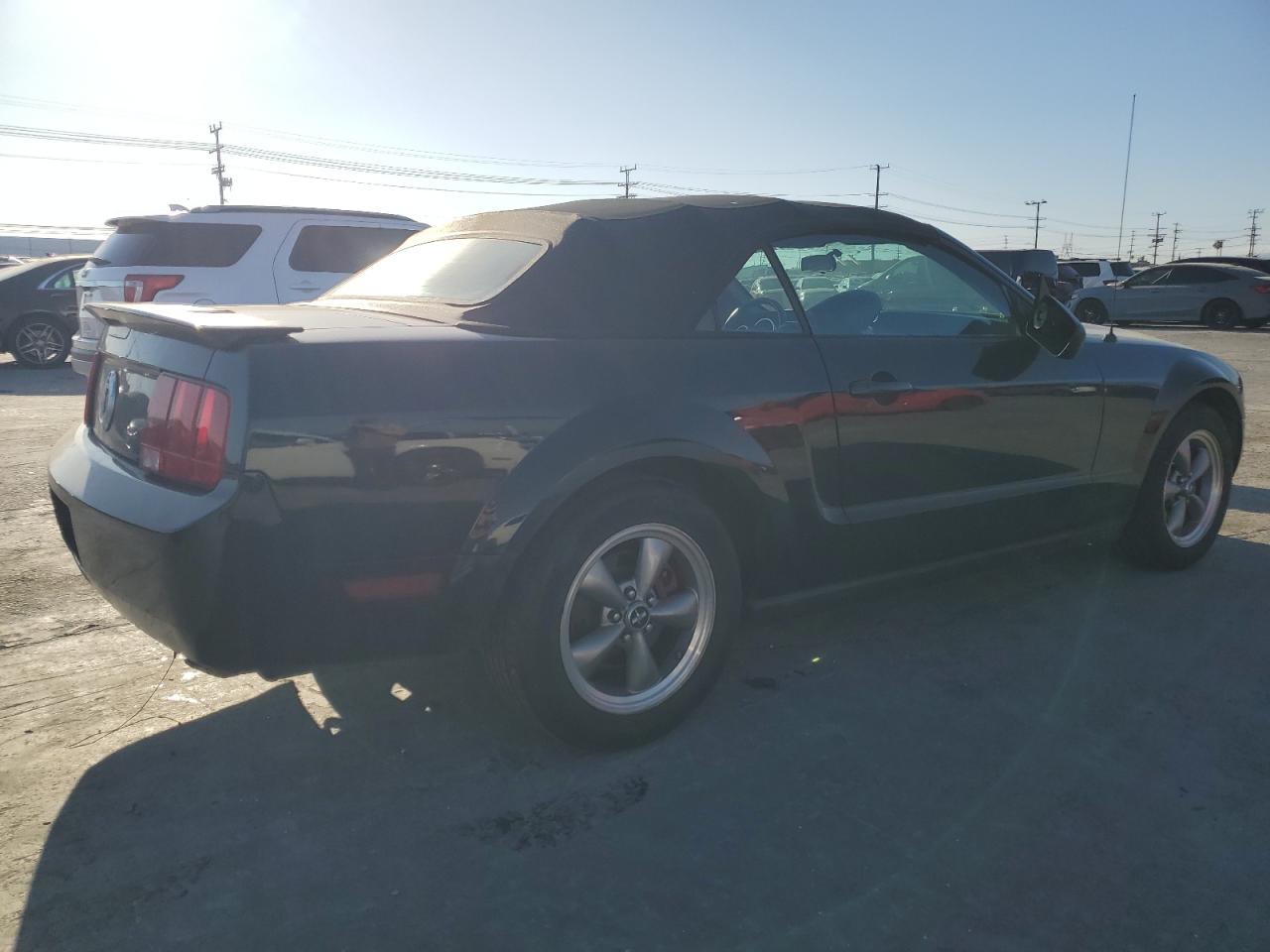 2008 Ford Mustang - Image 3