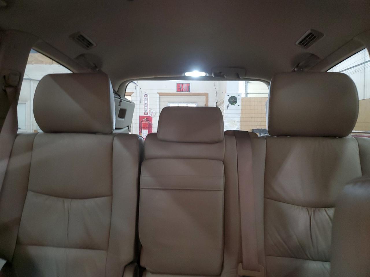 2009 Lexus GX - Image 10
