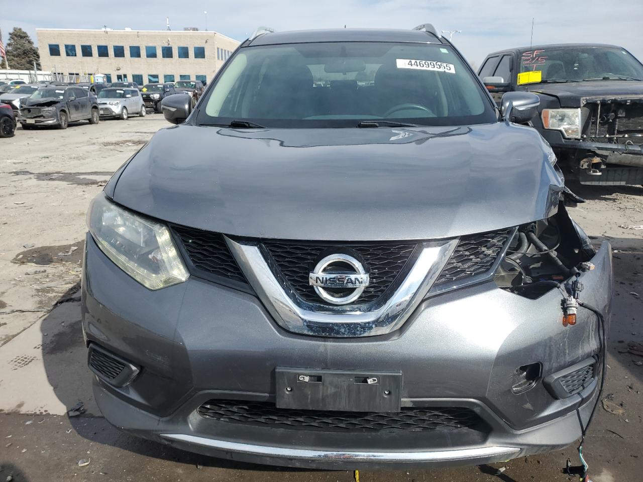 2015 Nissan Rogue - Image 5