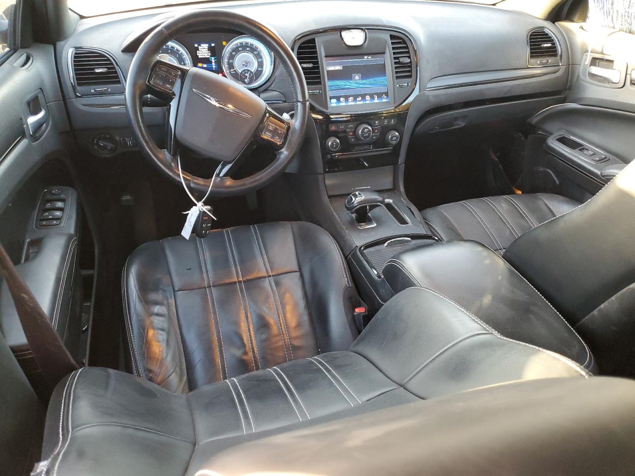 2014 Chrysler 300 - Image 8