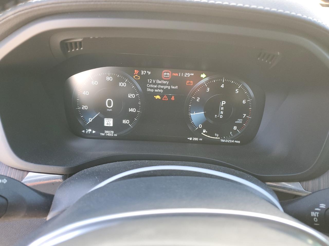 2021 Volvo XC60 - Image 9