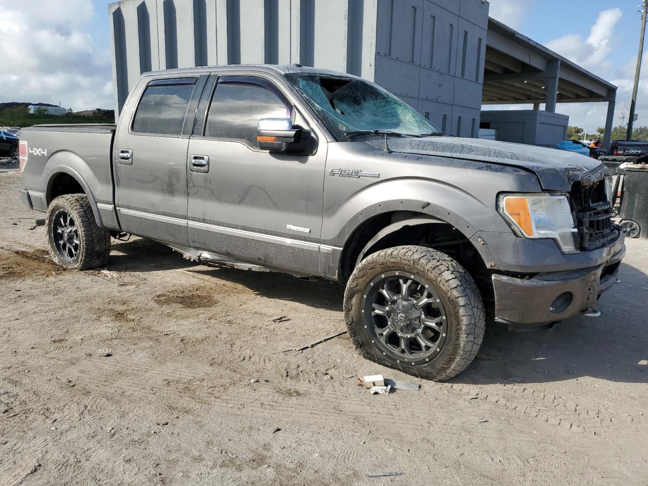 2011 Ford F-150 - Image 4