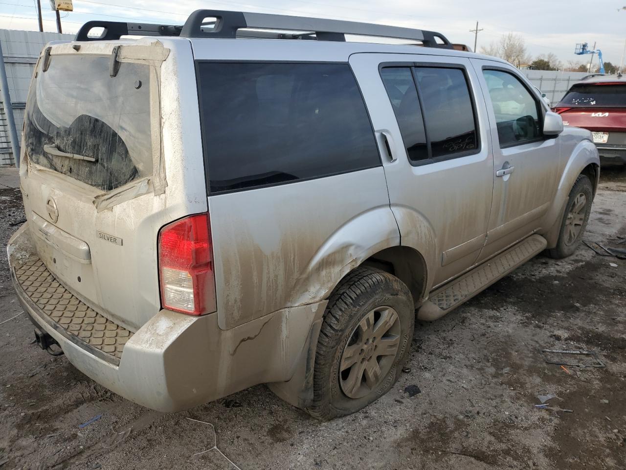 2012 Nissan Pathfinder - Image 3