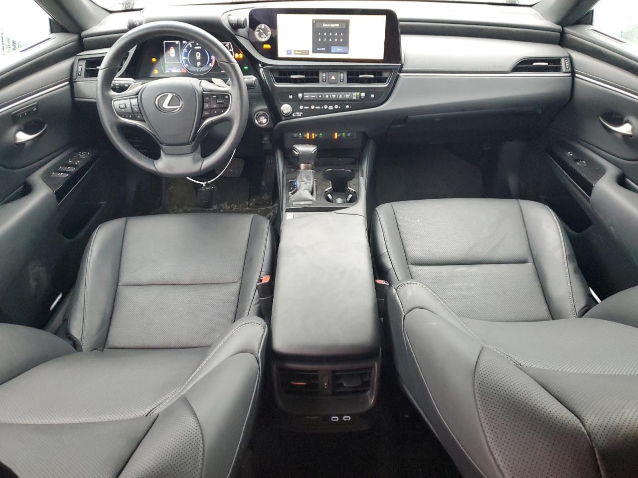 2024 Lexus ES - Image 8