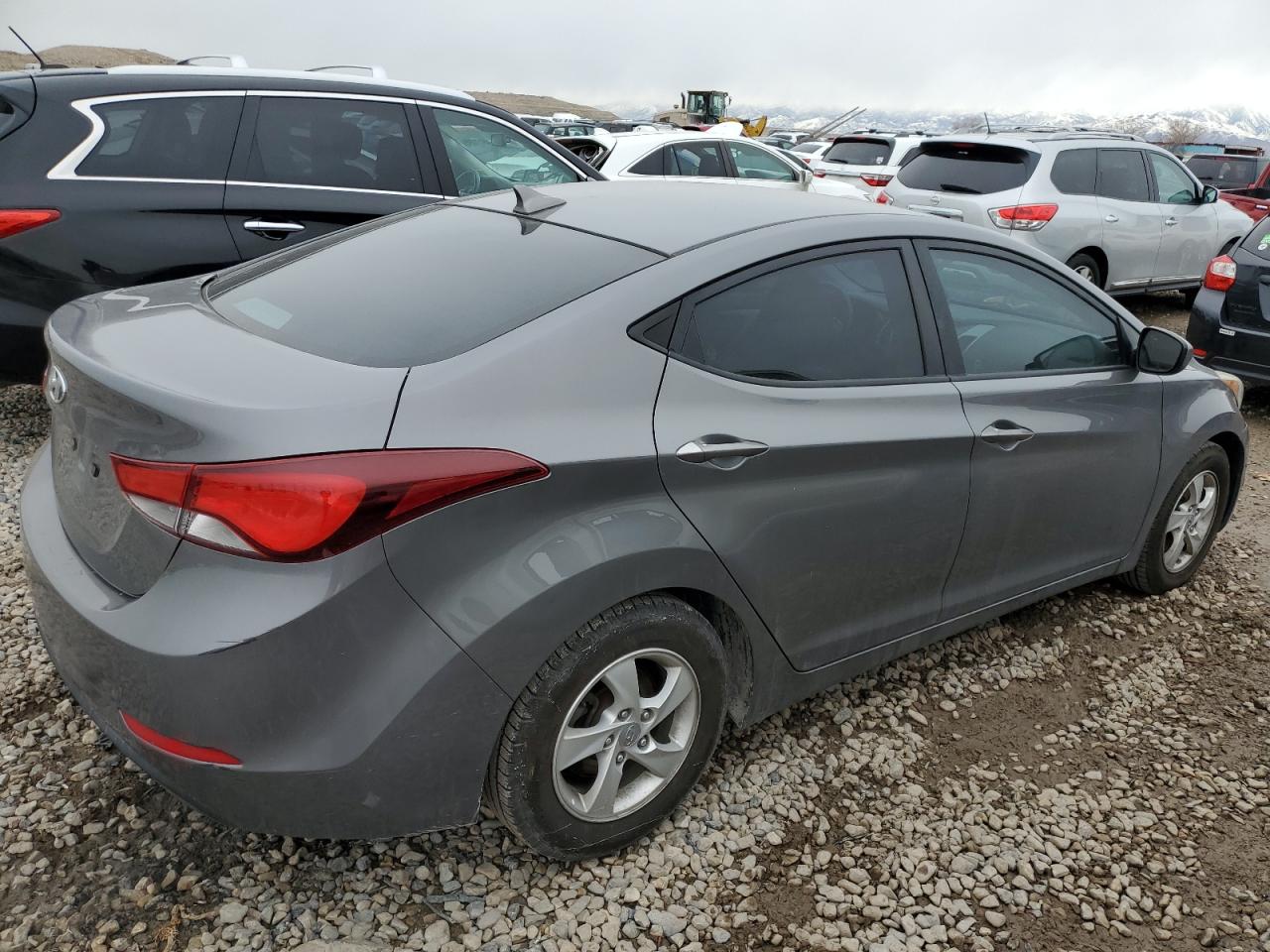 2014 Hyundai Elantra - Image 3