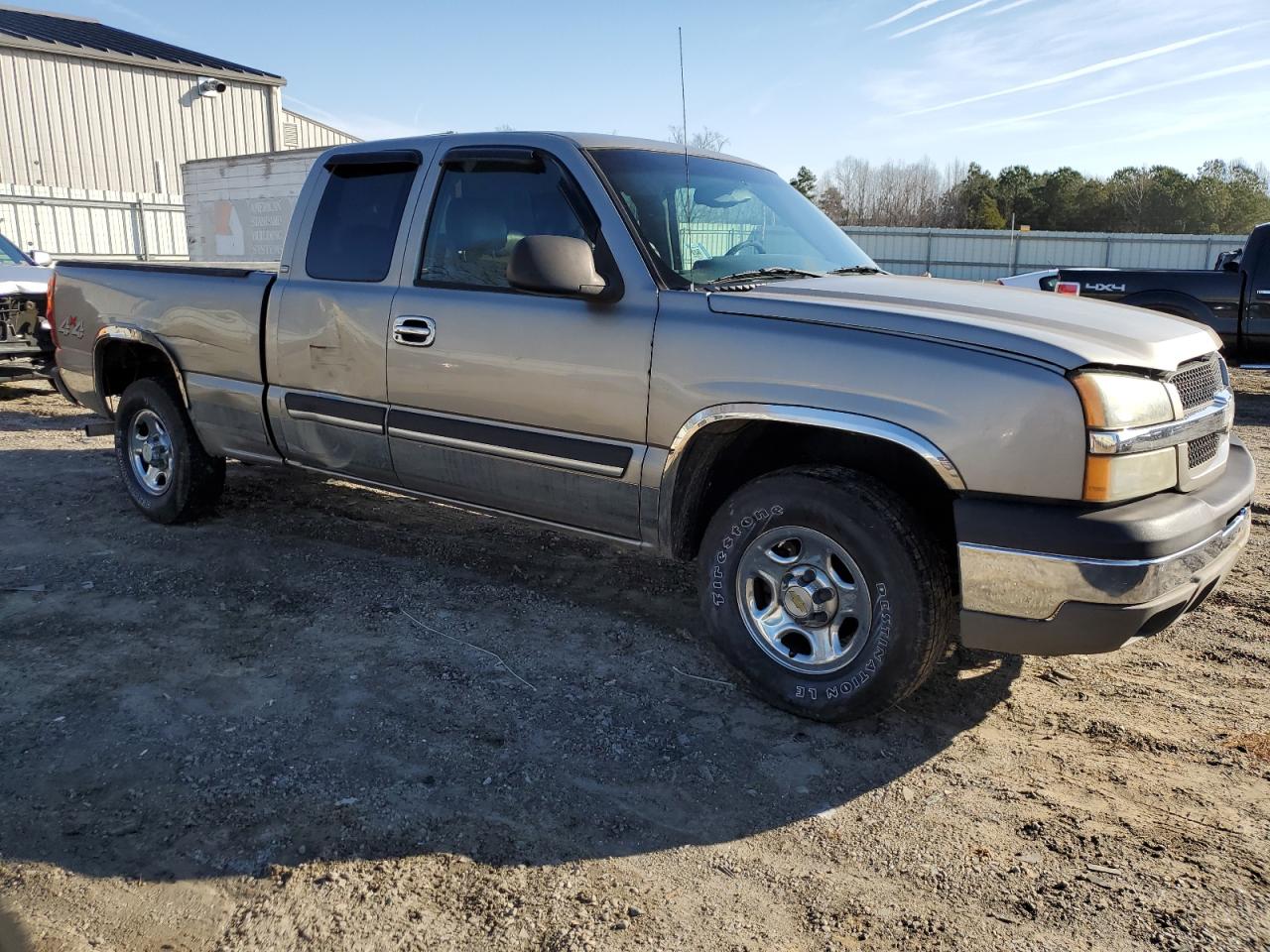 2003 Chevrolet Silverado - Image 4