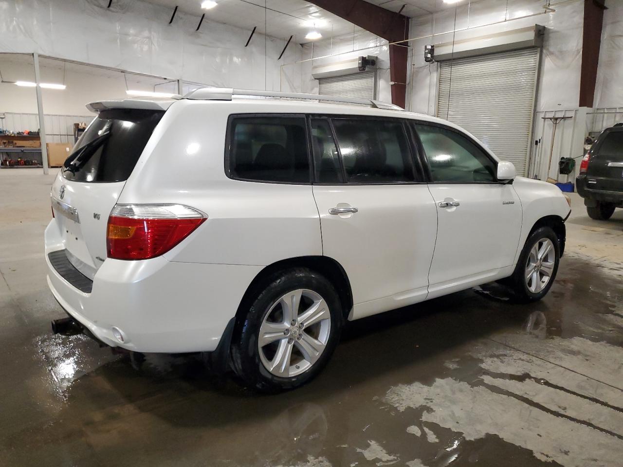 2009 Toyota Highlander - Image 3