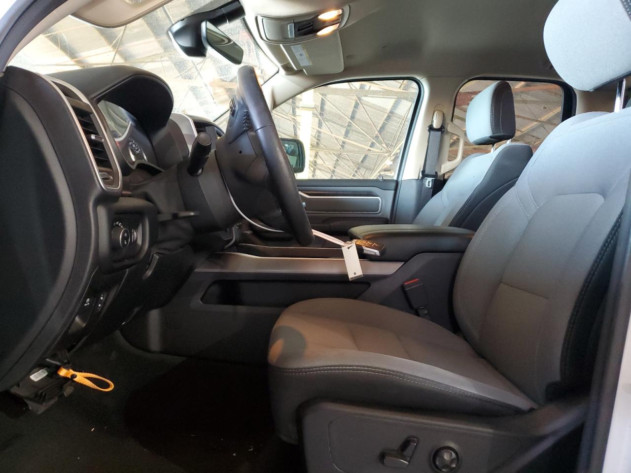 2020 RAM 1500 - Image 7