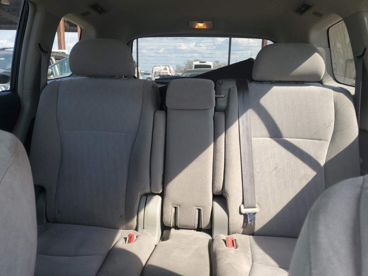 2013 Toyota Highlander - Image 10