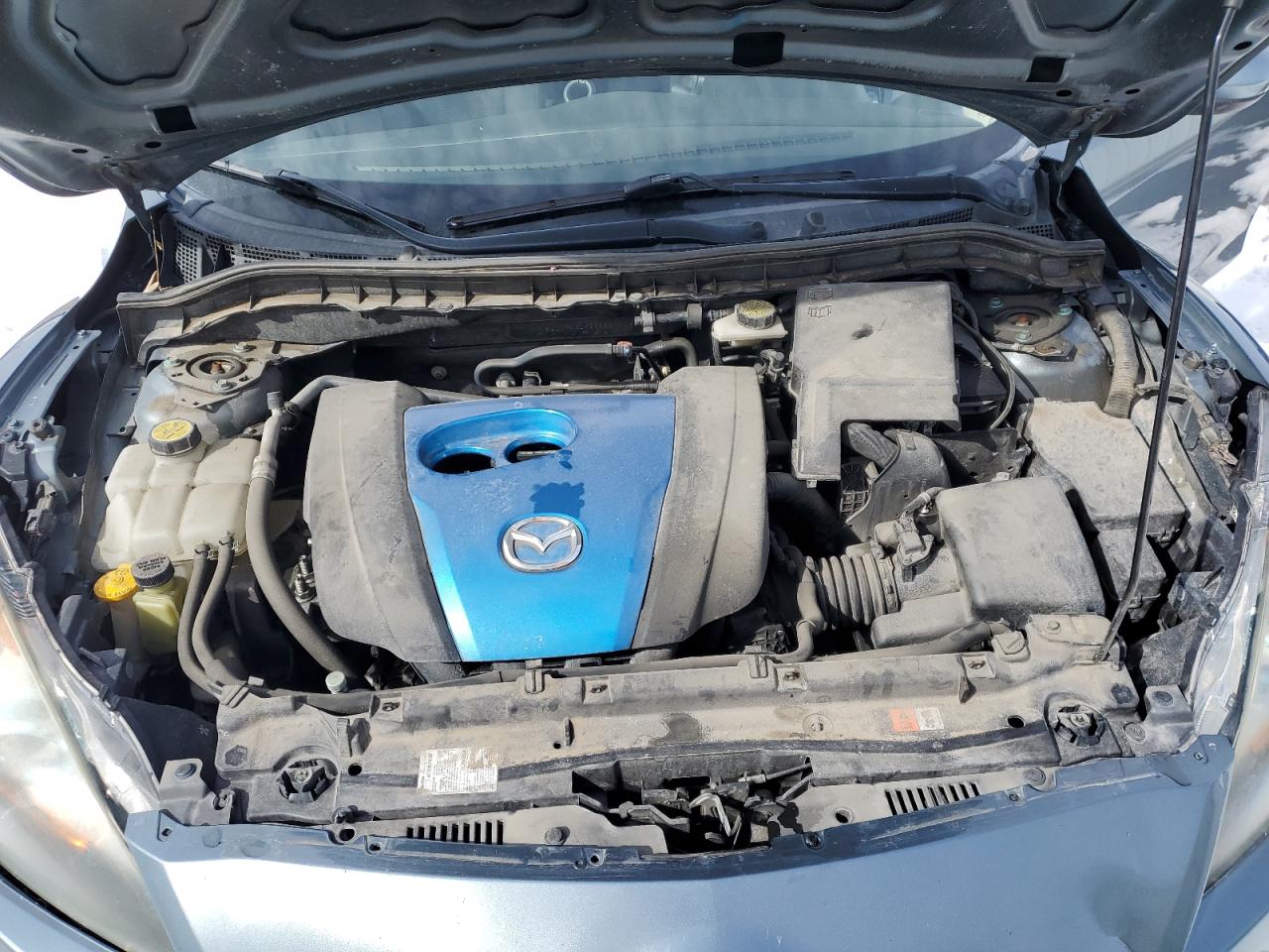 2012 Mazda 3 - Image 12