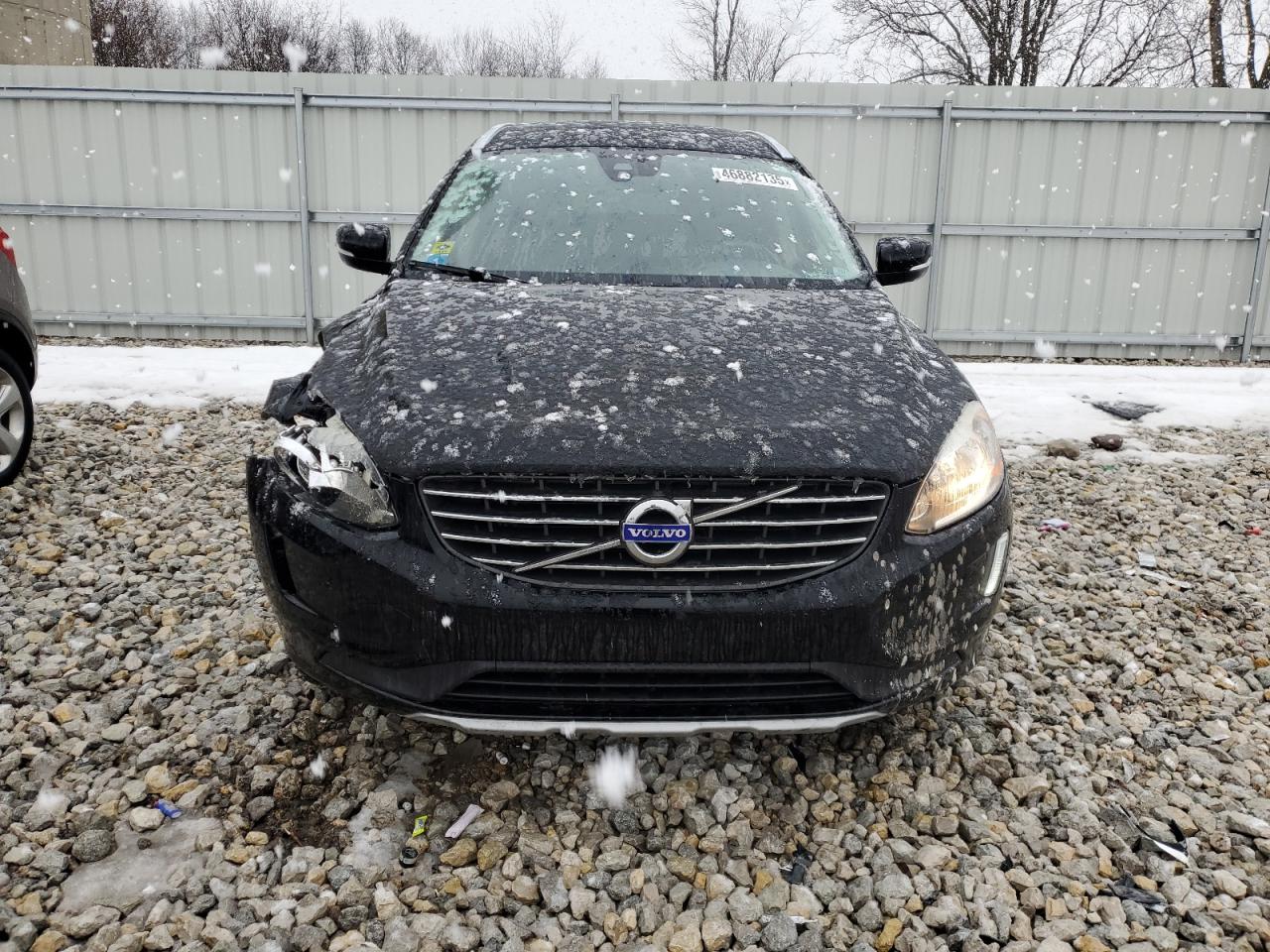 2016 Volvo XC60 - Image 5