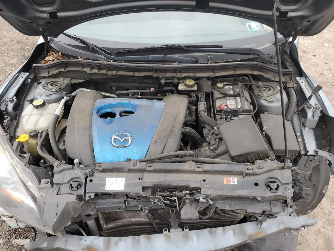 2013 Mazda 3 - Image 12