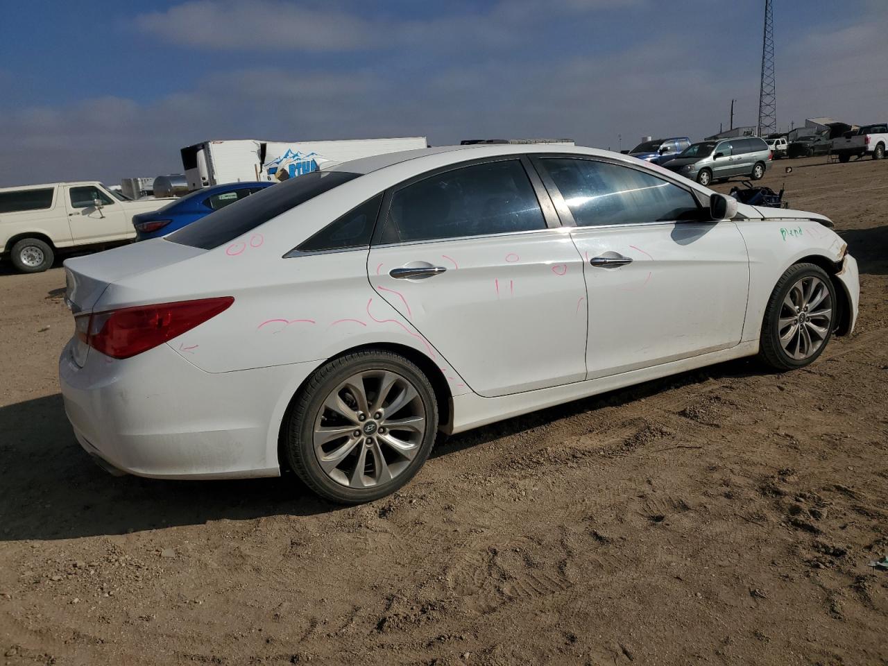 2012 Hyundai Sonata - Image 3