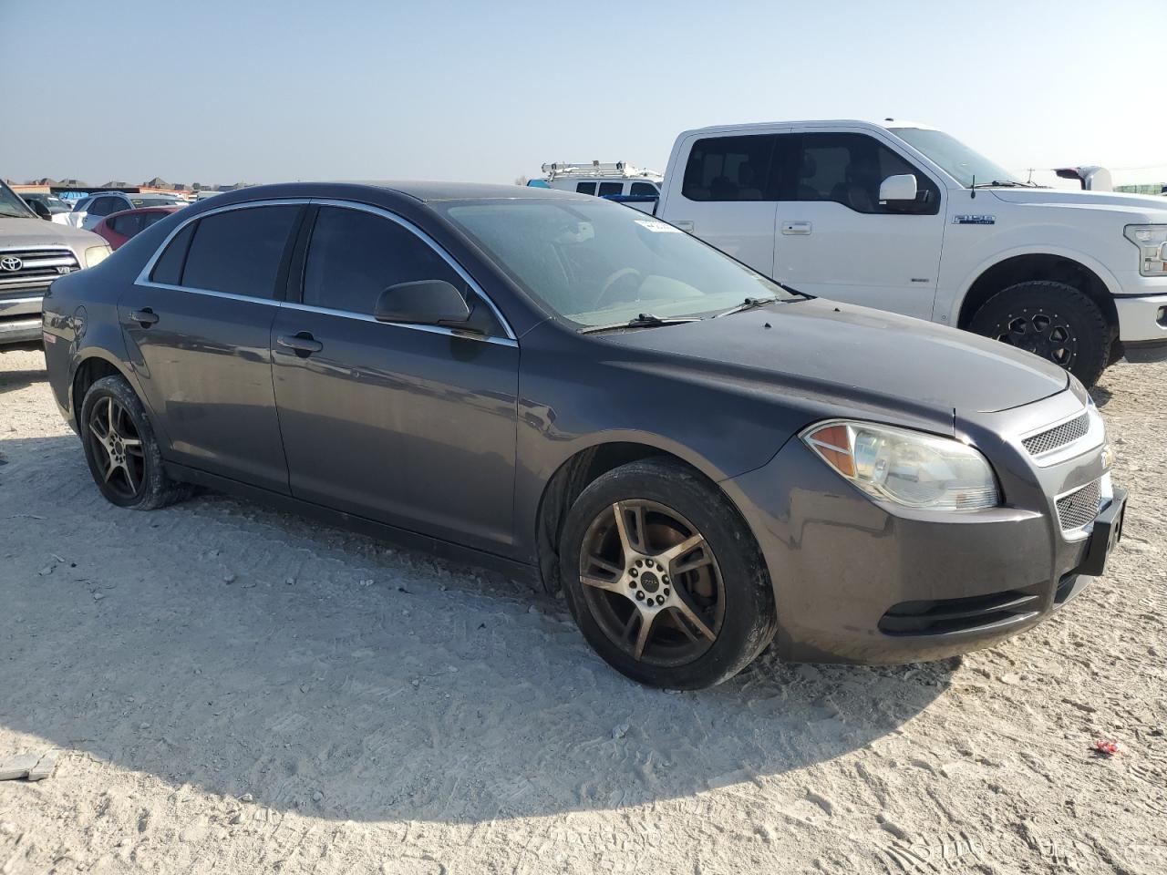 2011 Chevrolet Malibu - Image 4