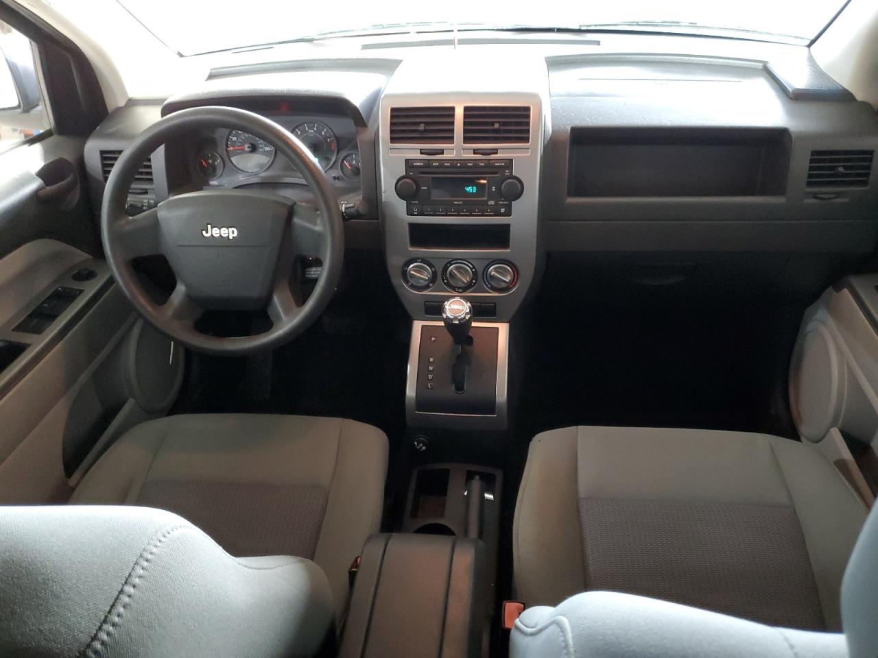 2007 Jeep Compass - Image 8