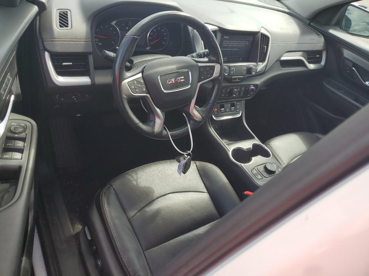 2020 GMC Terrain - Image 8
