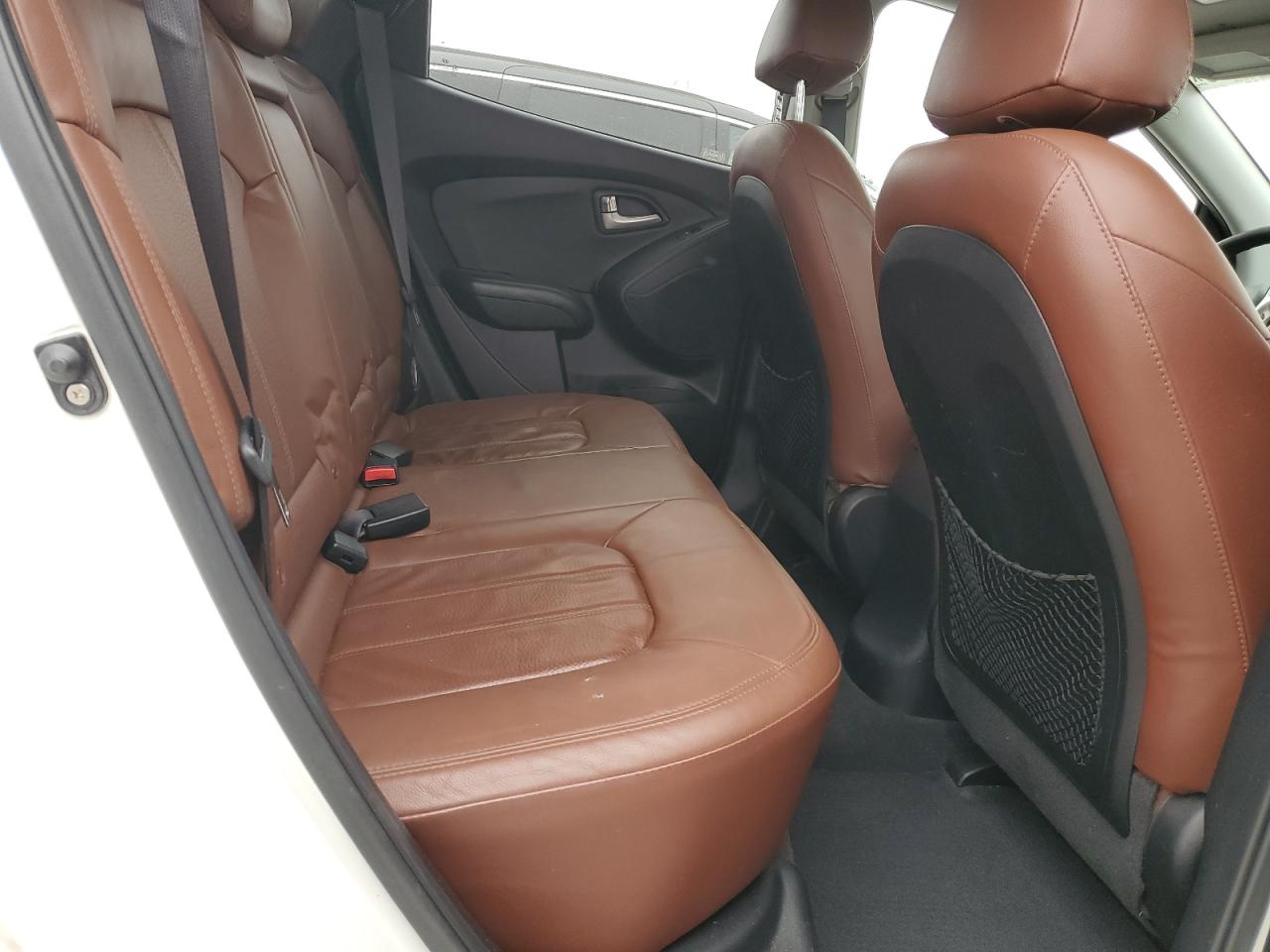 2013 Hyundai Tucson - Image 12
