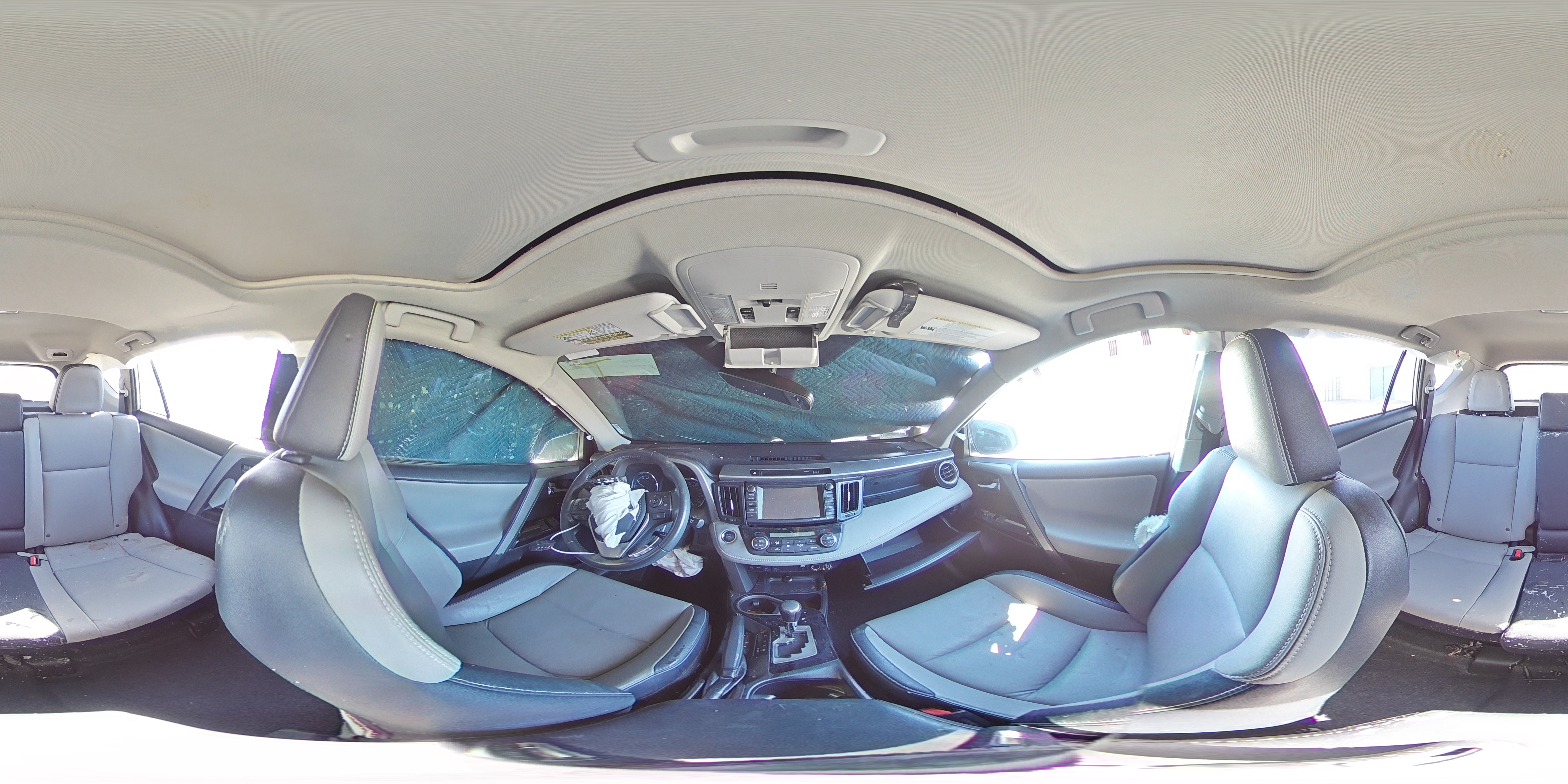 2017 Toyota RAV 4 - Image 14
