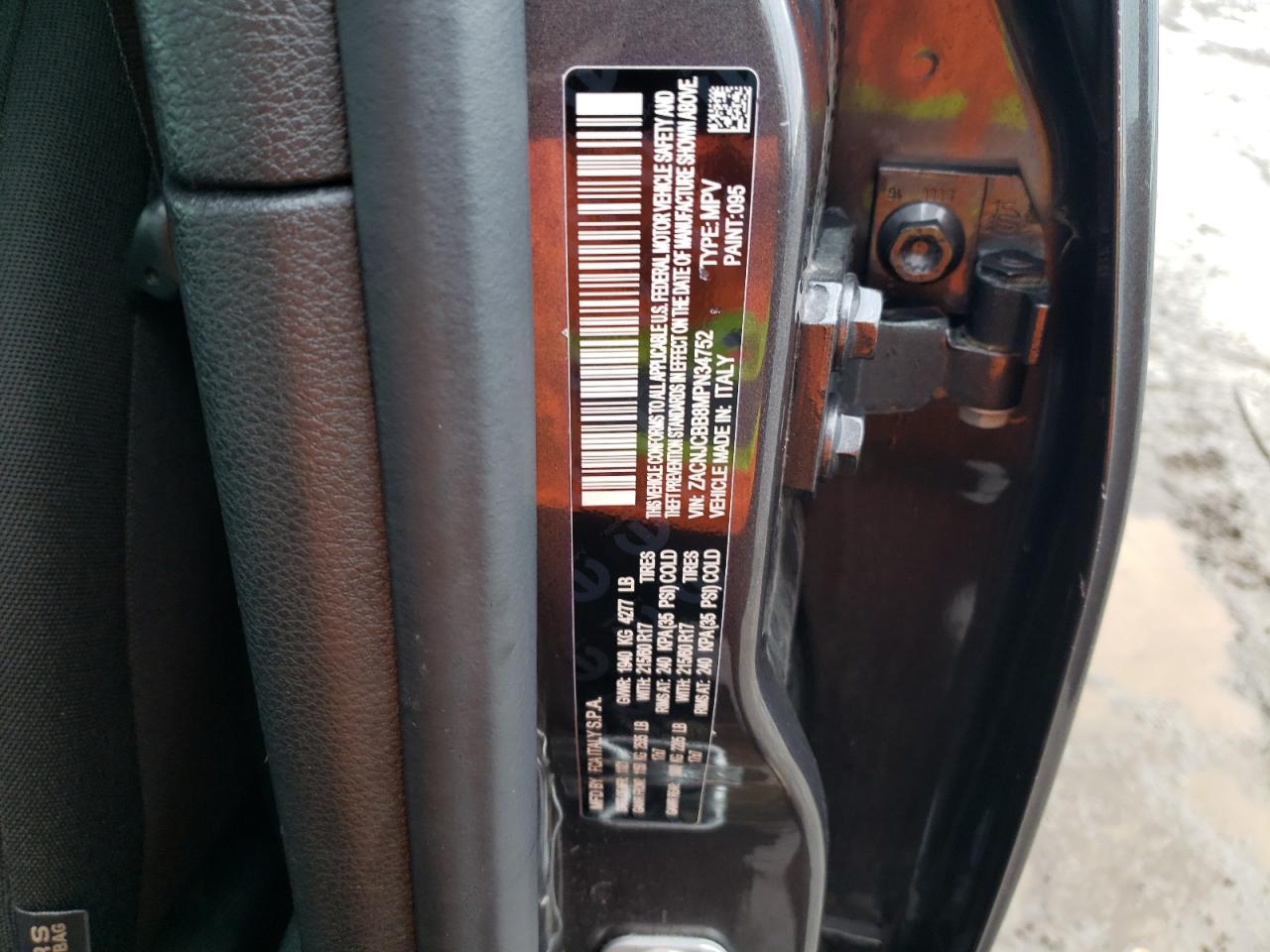 2021 Jeep Renegade - Image 15