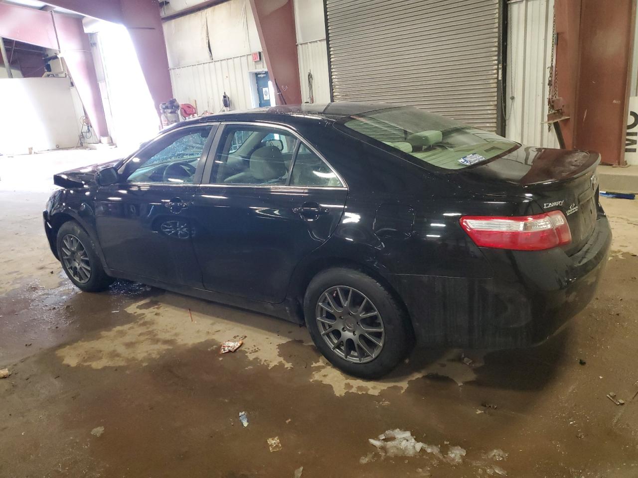 2009 Toyota Camry - Image 2