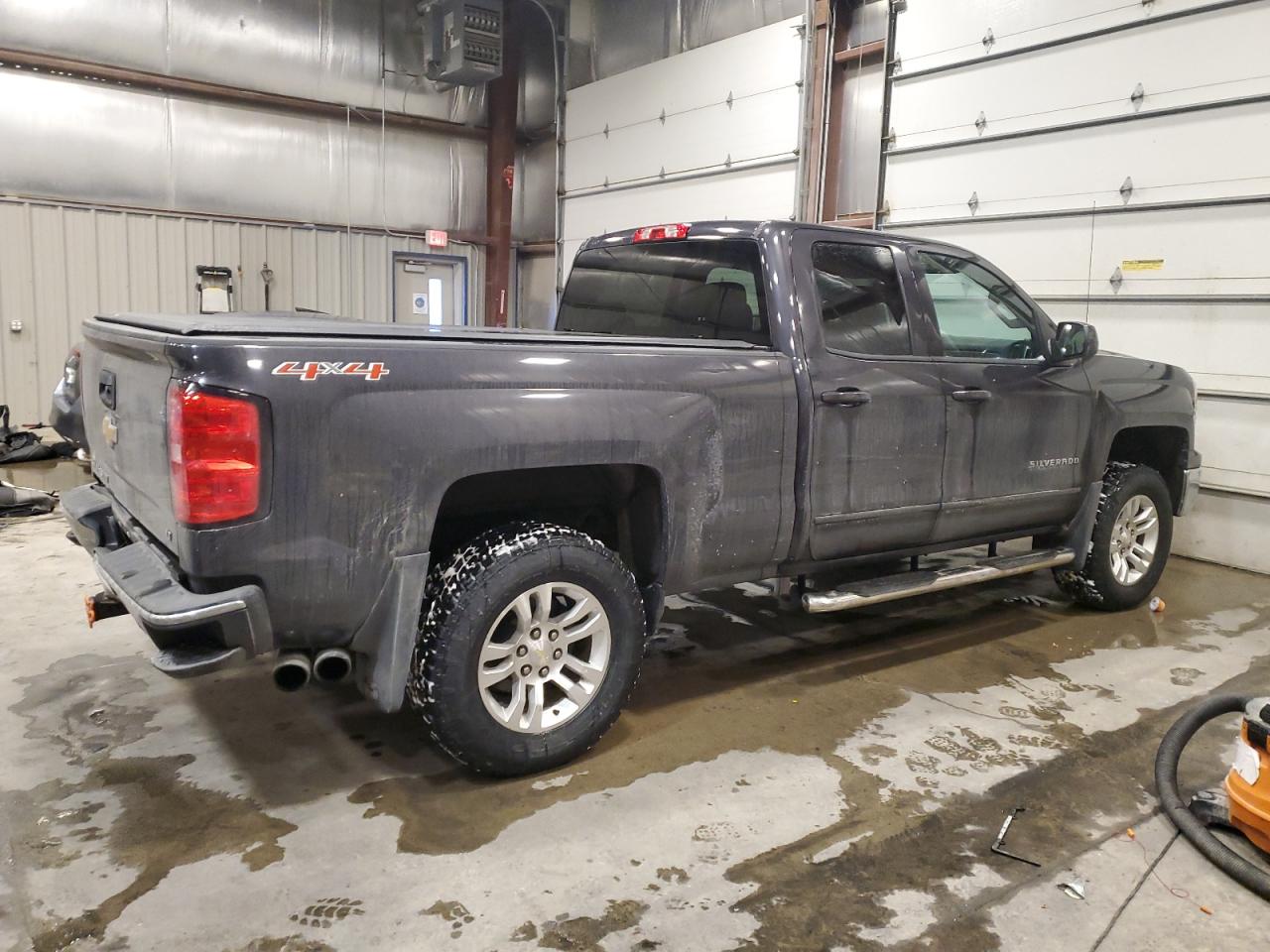 2015 Chevrolet Silverado - Image 3
