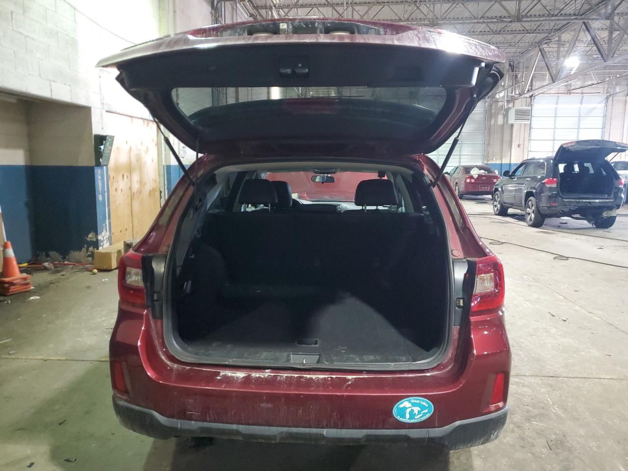 2015 Subaru Outback - Image 6