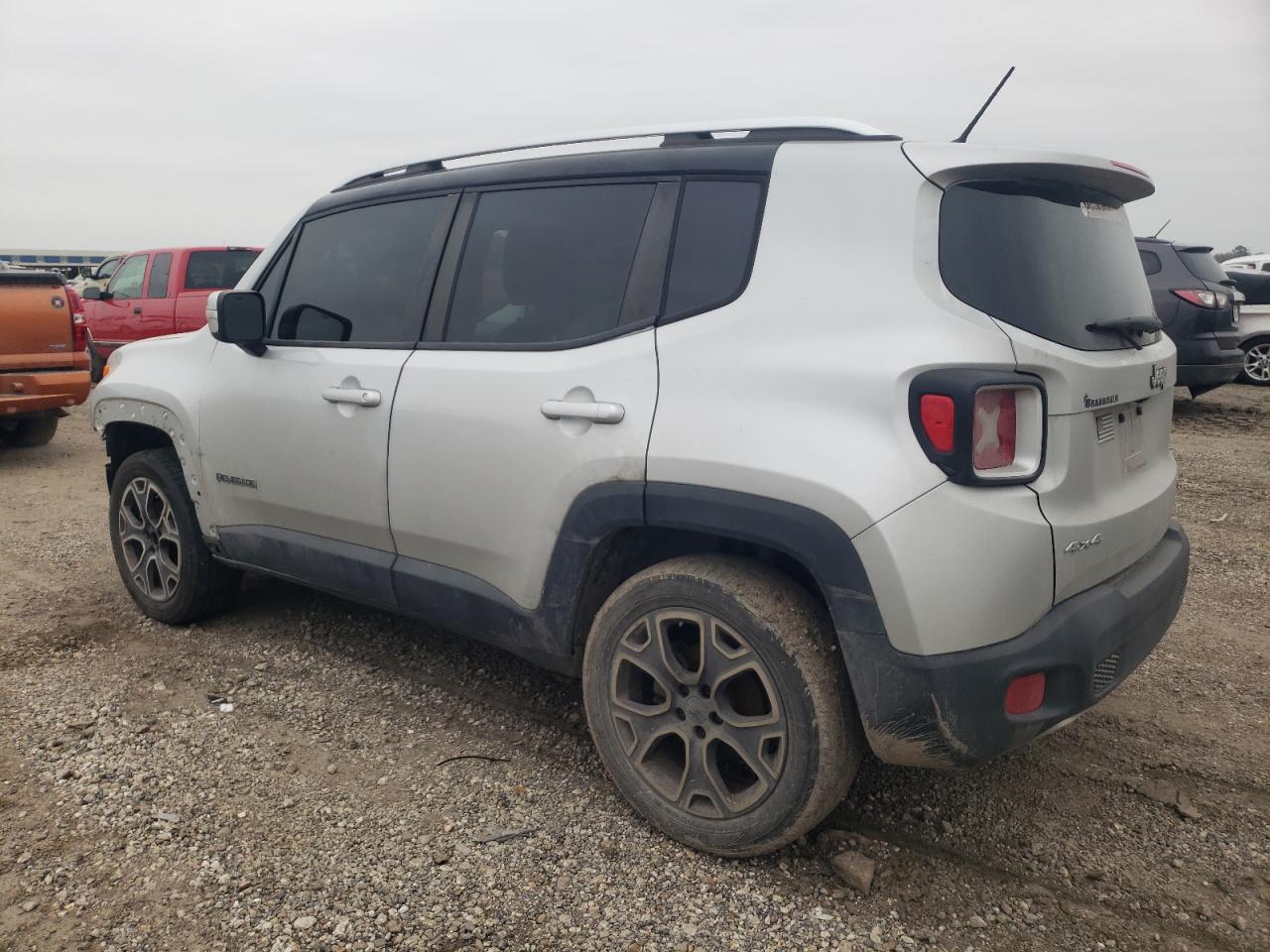 2015 Jeep Renegade - Image 2