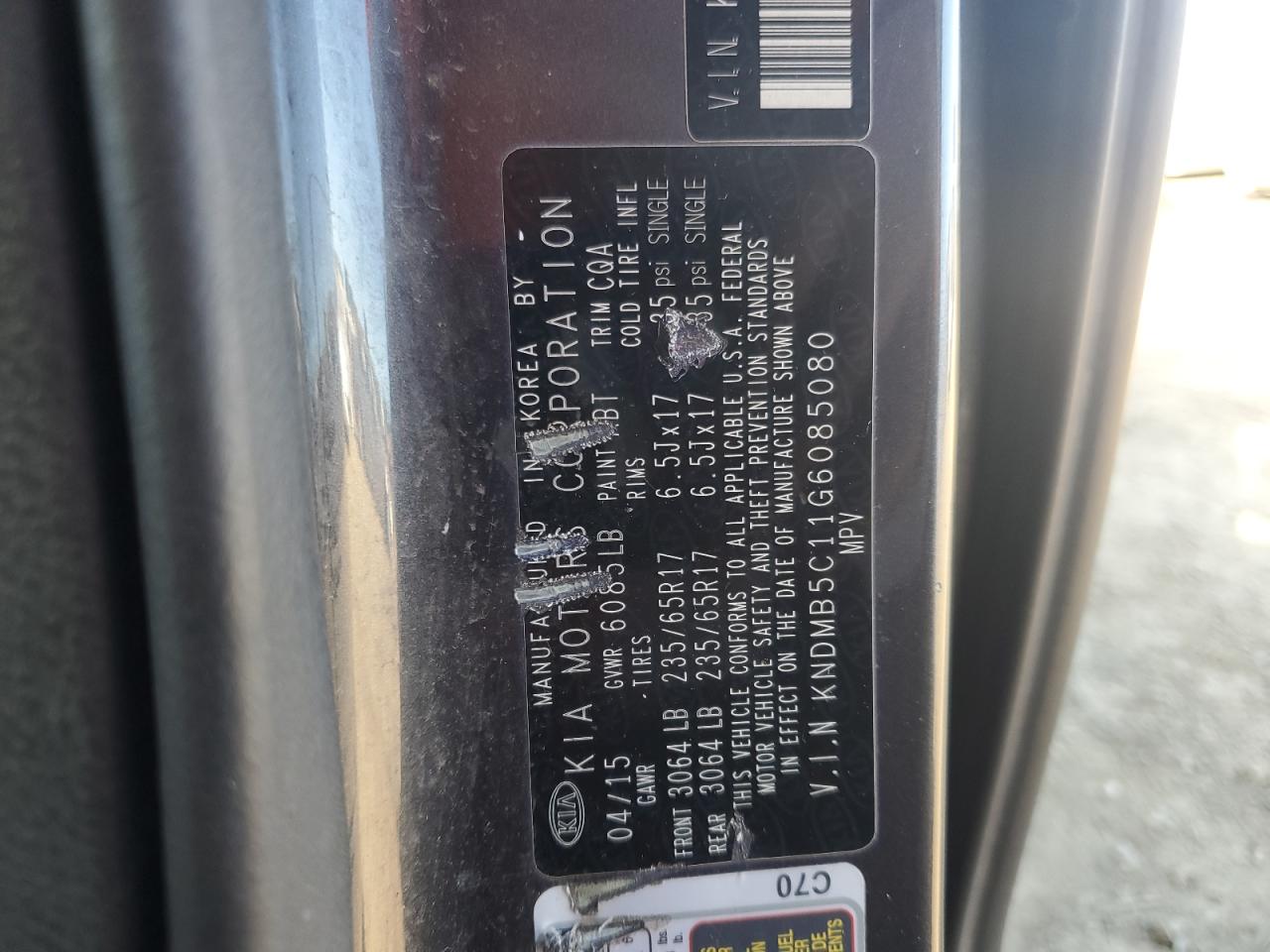 2016 Kia Sedona - Image 15