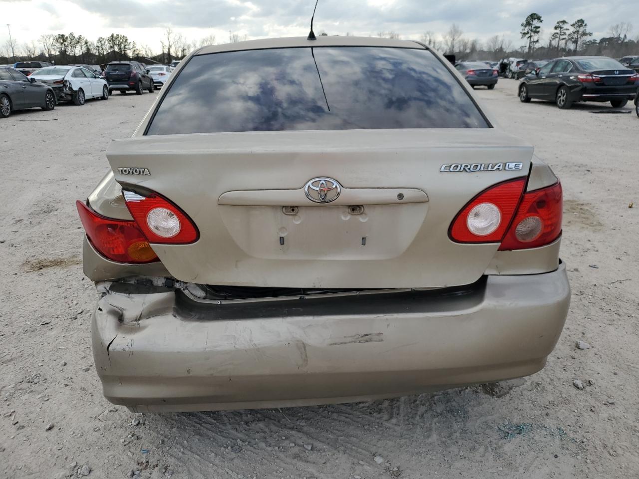 2004 Toyota Corolla - Image 6
