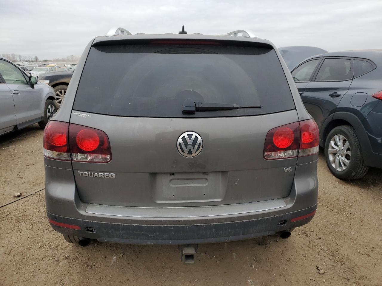2008 Volkswagen Touareg - Image 6