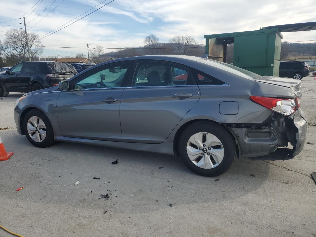 2014 Hyundai Sonata - Image 2