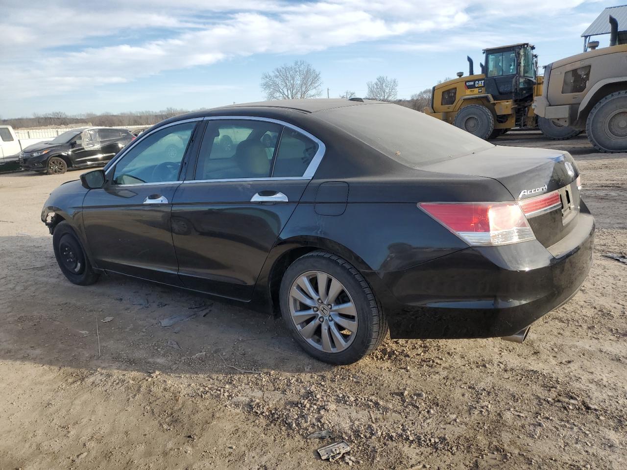 2011 Honda Accord - Image 2