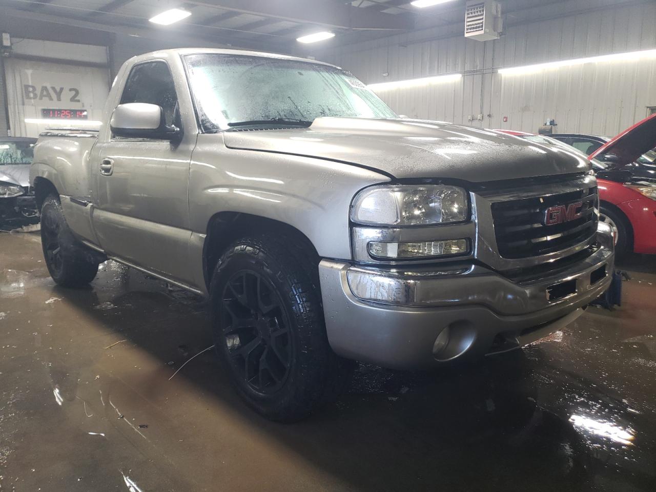 2003 GMC Sierra - Image 4
