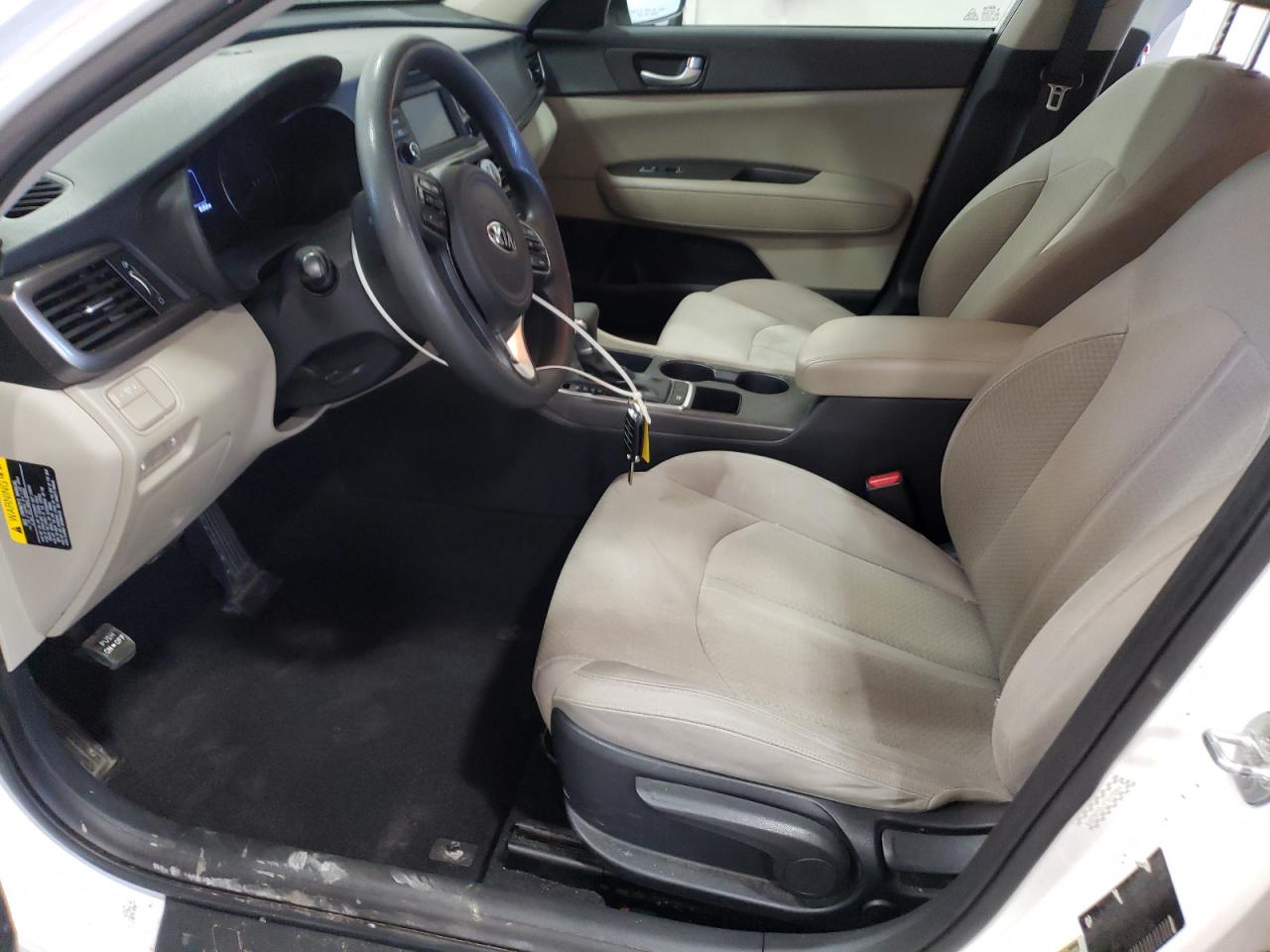 2016 Kia Optima - Image 7